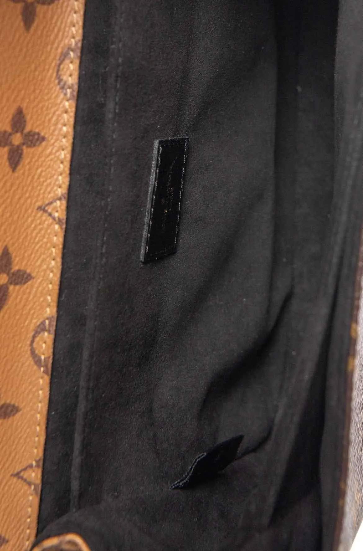 Louis Vuitton Reverse Pochette Metis Bag
