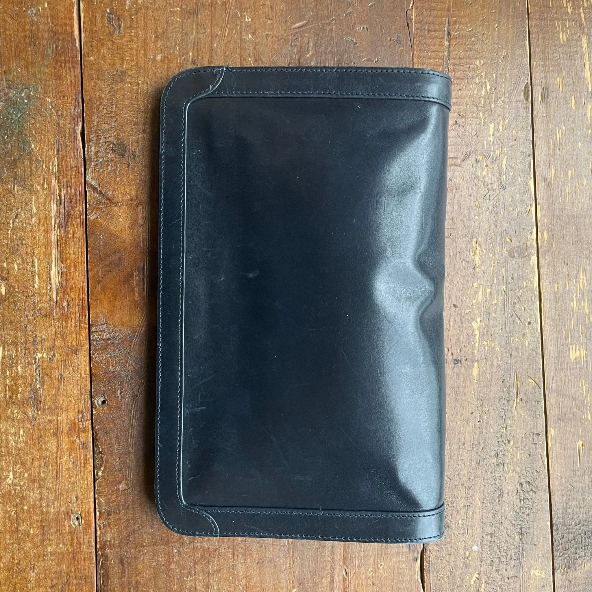 Vintage Navy Blue Leather Clutch by Salvatore Ferragamo. Gold Tone Hardware. 1980s Designer Bag.